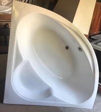 Vasca da bagno ad angolo