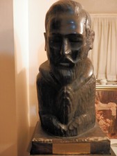 Padre Pio statue sculpture one
