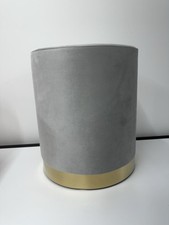 Pouf Velluto Grigio Sgabello Poggiapiedi Con Fascia Oro