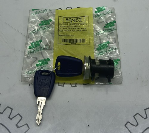 Boccola chiusura porta con - dx,