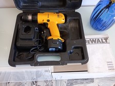 Avvitatore senza fili DeWalt dw952 completo di accessori utensie vintage raro