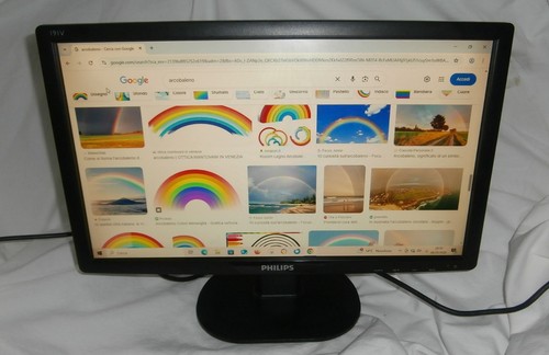 Monitor lcd philips - 18.5",