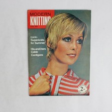 Vintage Moderno Maglia Rivista