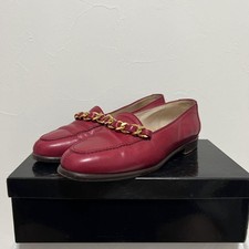 Mocassini Chanel catena oro