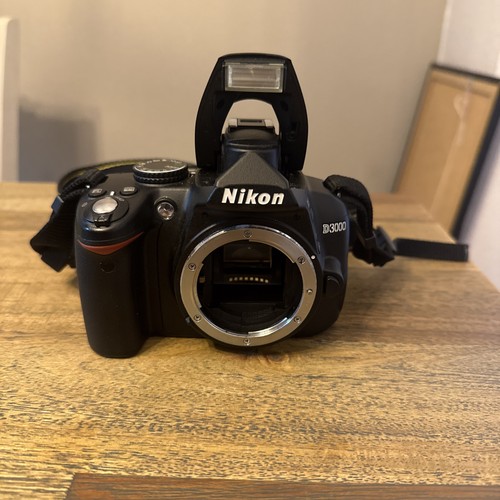 Nikon d3000 2 megapixel - nikon,