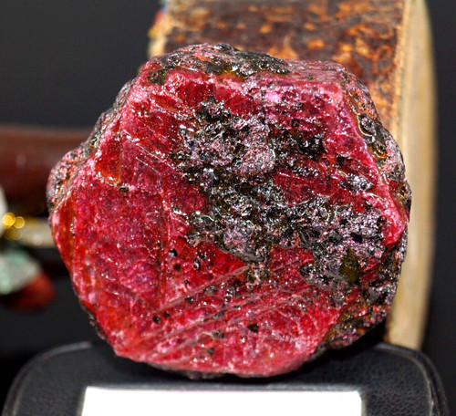 Gemma sfusa rubino rosso