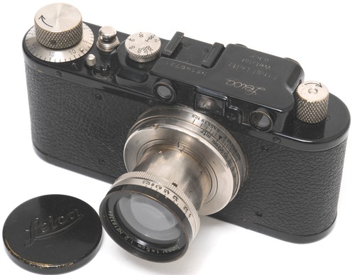 Leica nera con - ii, obiettivo