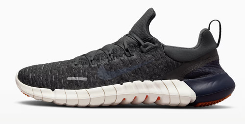 Nuovissime scarpe corsa su - nuovissime, da