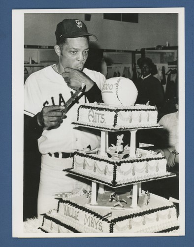 Willie mays 1970 - hit, upi