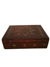 Scatola portagioie con intarsi