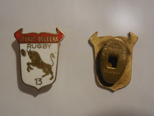 Distintivo con piedino - distintivo,