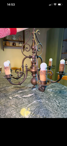 Lampadario antico stile