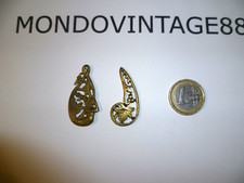 FREGI LIBERTY INIZI 1900 METALLO OTTONE ARTIGIANALI 4 X 1,5 CM USATI LABORATORIO