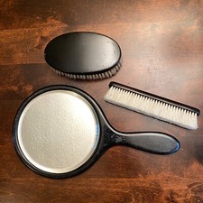 Hand Mirror & Brushes Dressing