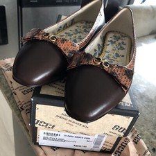 $890 GUCCI Ballet Flats Yva