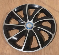 4 enjoliveurs Neuf pour/4