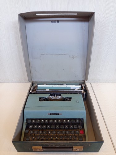 Olivetti lettera typewriter - olivetti,