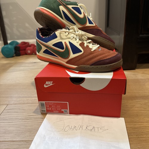 Taglia nike gato - -,