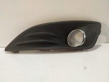 Ford Fiesta MK7 Griglia paraurti parte sx-14356