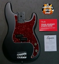 Nuovo Fender Squier PBass
