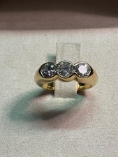 Anello Trilogy Brillanti  Ct. 1.40 - oro giallo 18k