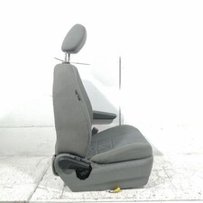 sedile anteriore destro