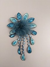 Spilla fiore blu con piume e strass – vintage elegante – accessorio donna