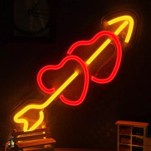 Insegna led neon - cuore, freccia