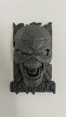 Iron maiden the trooper - maiden,