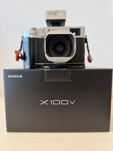 Fujifilm 100 v - fujifilm,