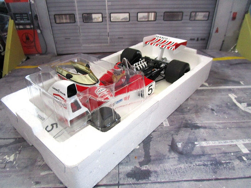 Mclaren ford cosworth m23 - f1,