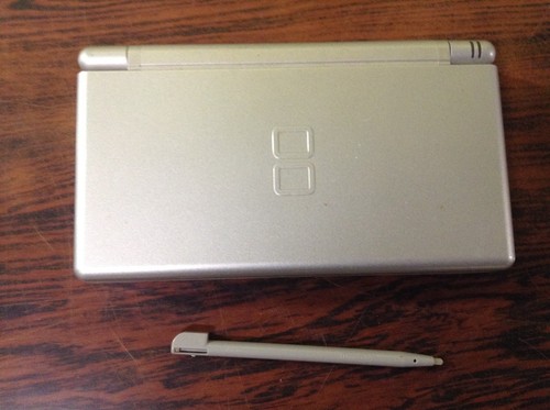 Nintendo lite console di - ds,