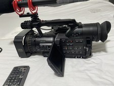 Panasonic AG-DVX100B Videocamera MiniDV 3CCD 24P con Custodia, 3 Nastri Mini-DV