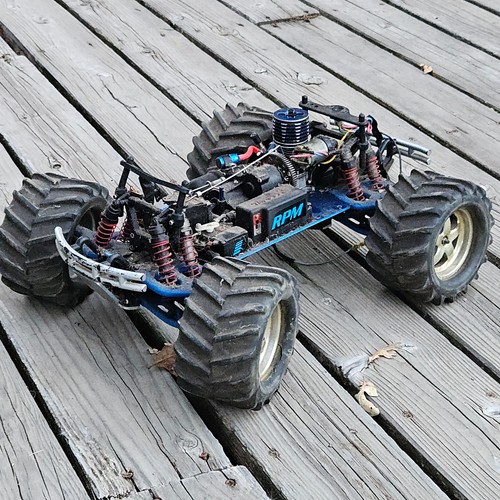 Traxxas nitro monster truck - monster, rc