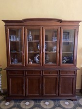 credenza con vetrina