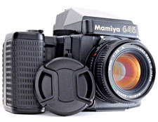 **QUASI NUOVO-** Mamiya M645