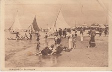 $CT/  VIAREGGIO (Lucca) - La Spiaggia - Viaggiata 16 - 7 - 1928