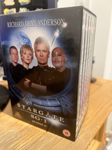 Stargate season 6 box - -,