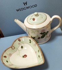 Wedgwood Wild Fragola Mini Teiera Cuore Piatto Set Verde Pomeriggio Tè Inghilterra
