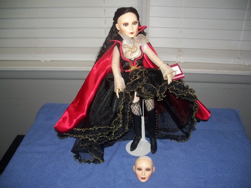 Rara bambola delphine vampire - rara,