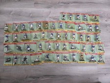 Lot de 49 Figurines de foot en