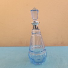 BOTTIGLIA IN VETRO MOLATO E