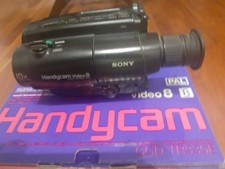 Sony Handycam Video8 CCD-TR330E  con accessori