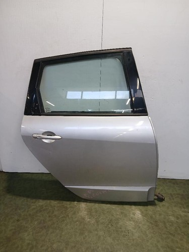 821001572r porta posteriore - 821001572r,