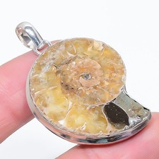 Ciondolo pietra preziosa