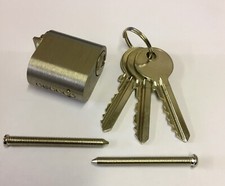 Serratura per porta esterna