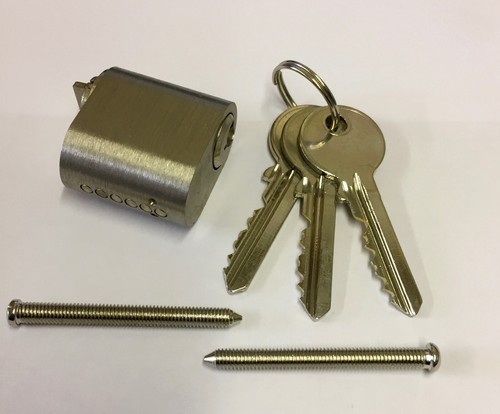 Serratura per porta esterna