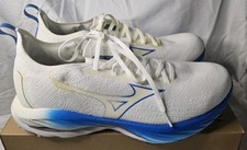 Mizuno Wave Neo Wind Running