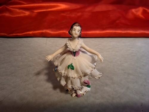 Vecchia statuina statua