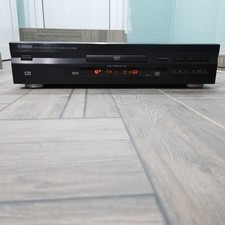 Yamaha DVD-S796